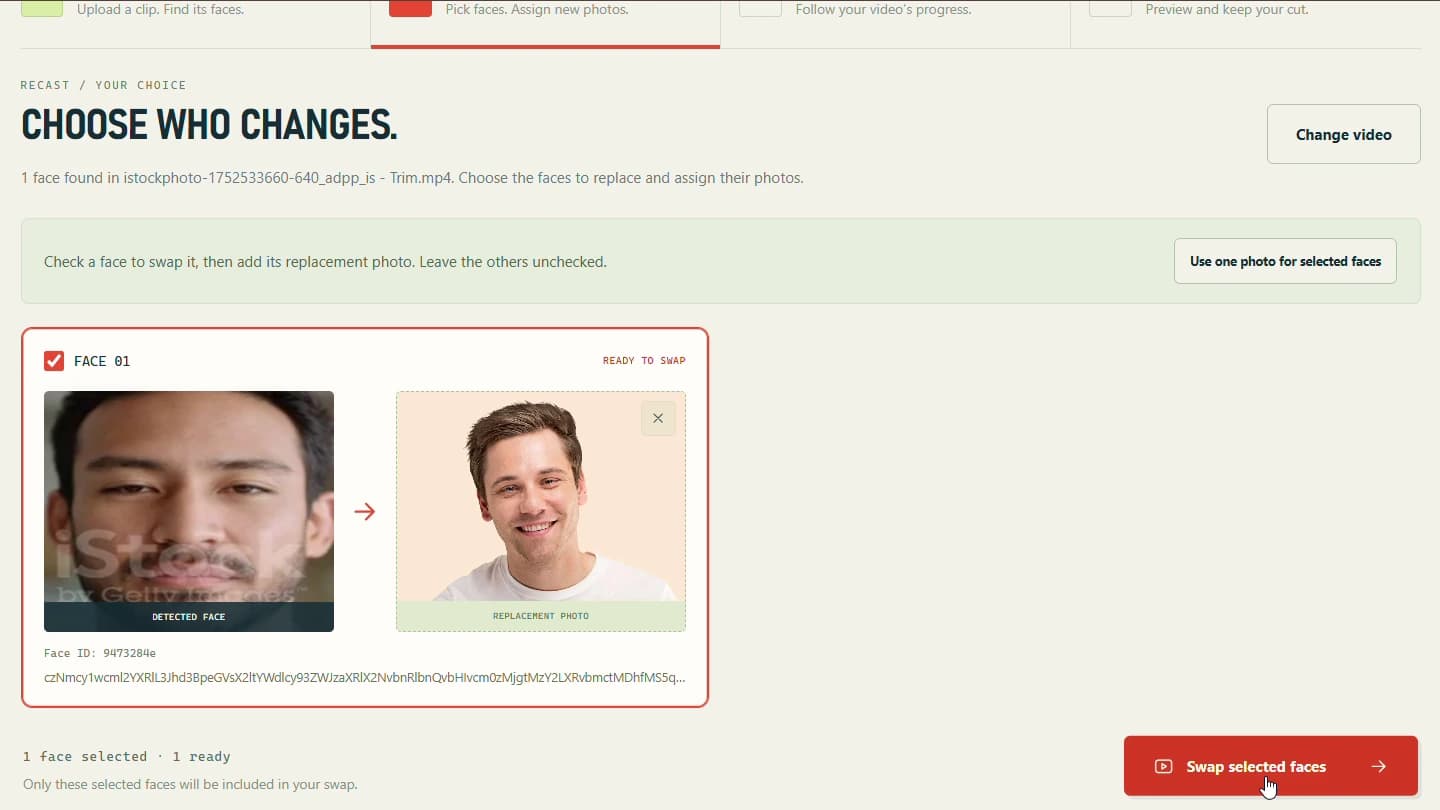 HyperSwap face selection with a detected face selected and a replacement photo assigned